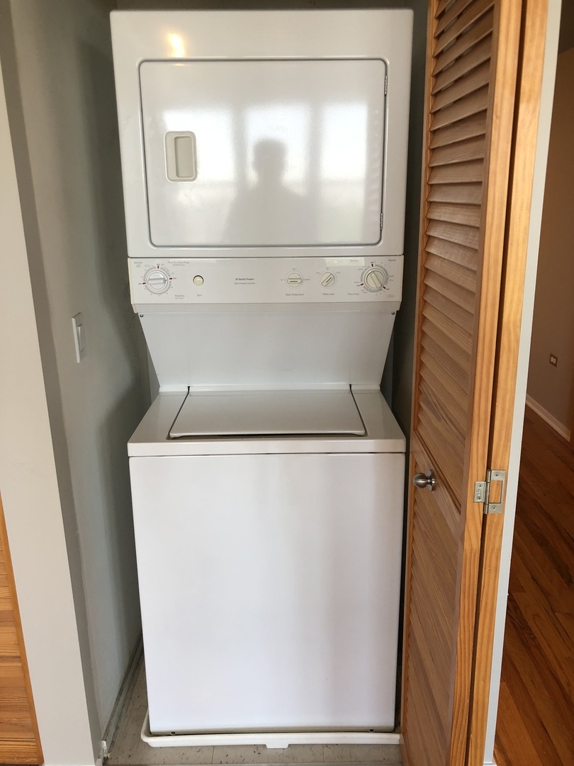 6 S Laflin Street Unit: 604