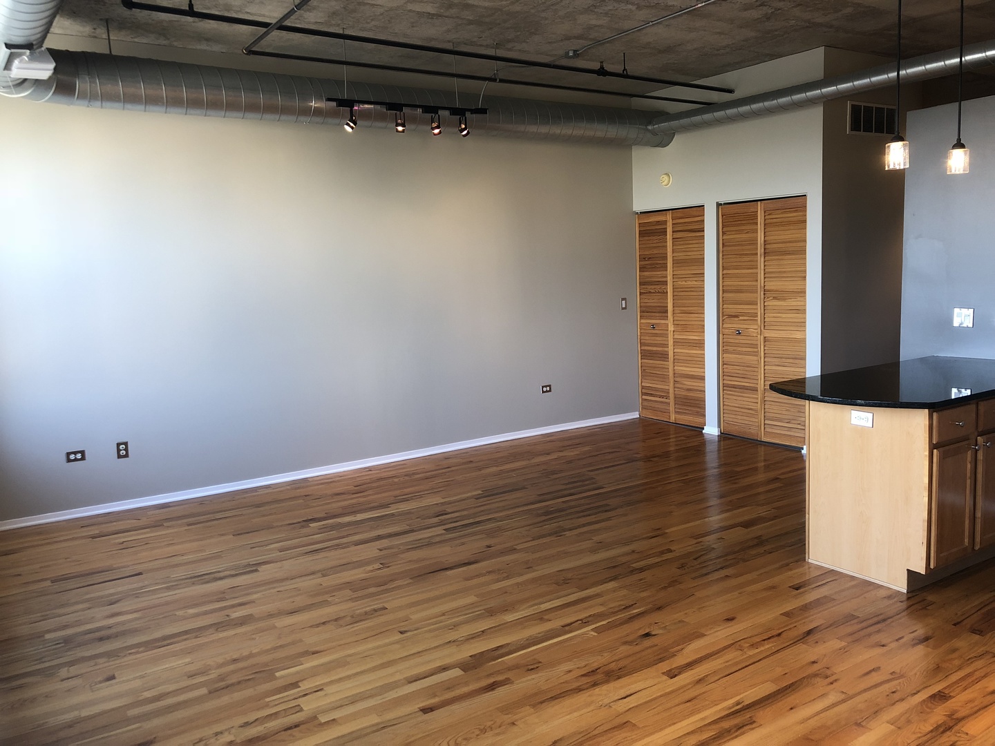 6 S Laflin Street Unit: 604