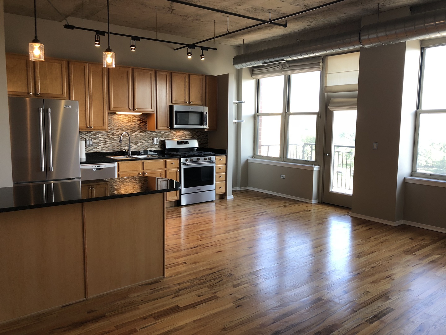 6 S Laflin Street Unit: 604