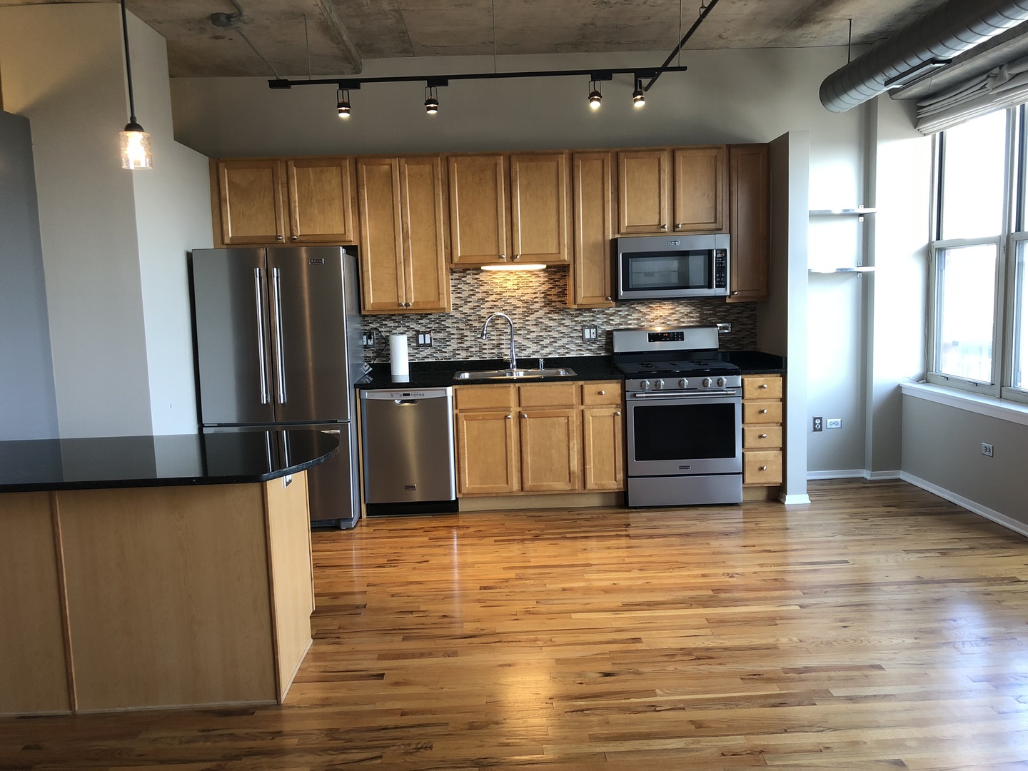 6 S Laflin Street Unit: 604