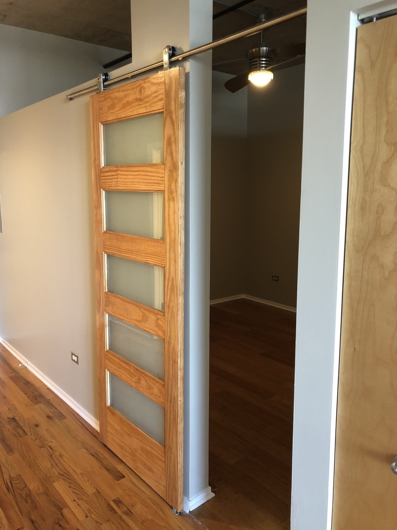 6 S Laflin Street Unit: 604