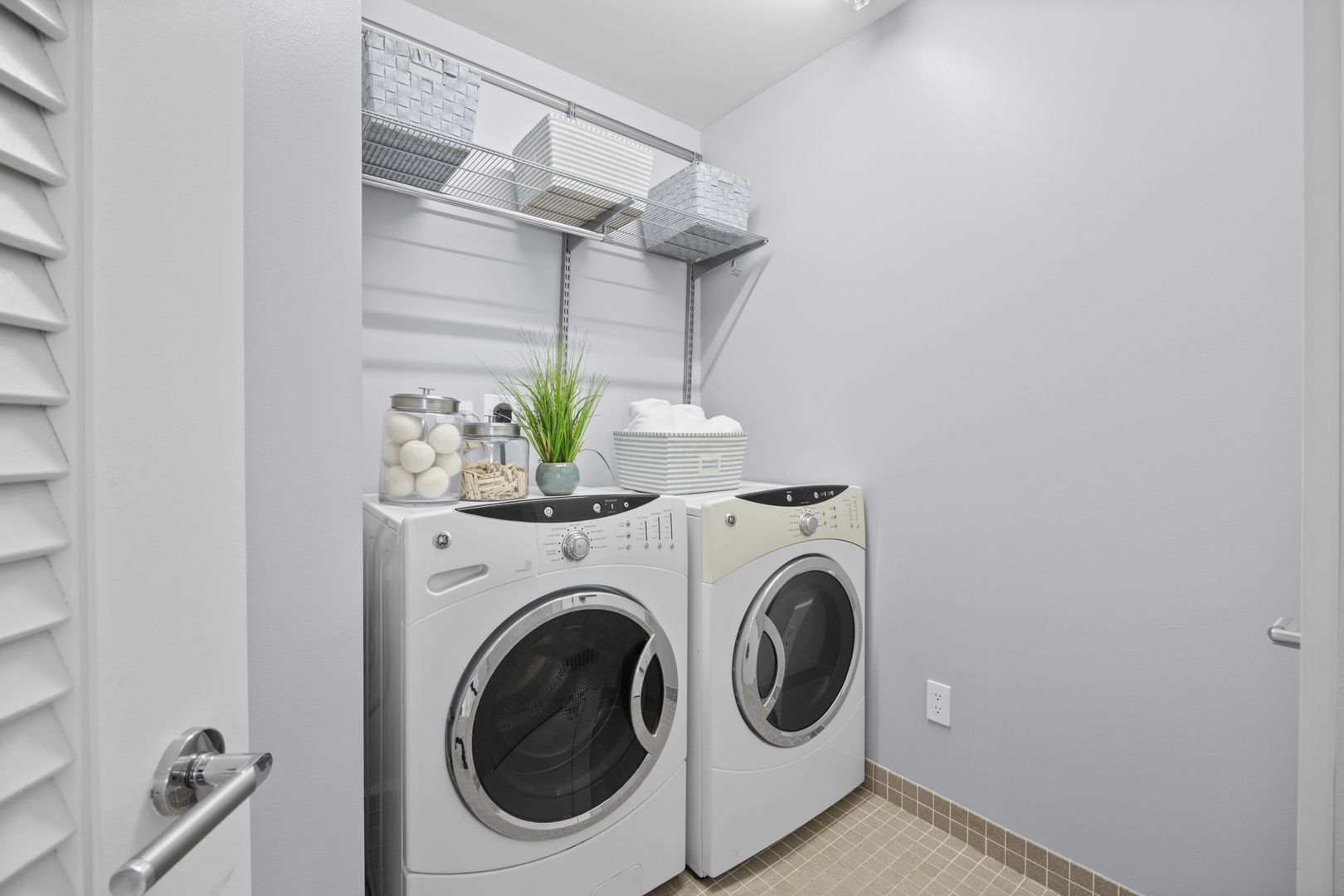 401 N Wabash Avenue Unit: 63D