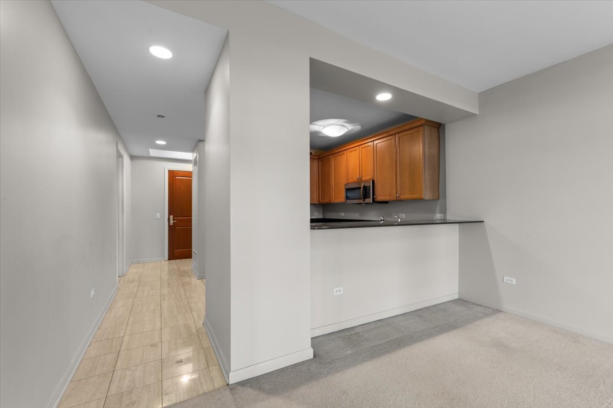 530 N LAKE SHORE Drive Unit: 902