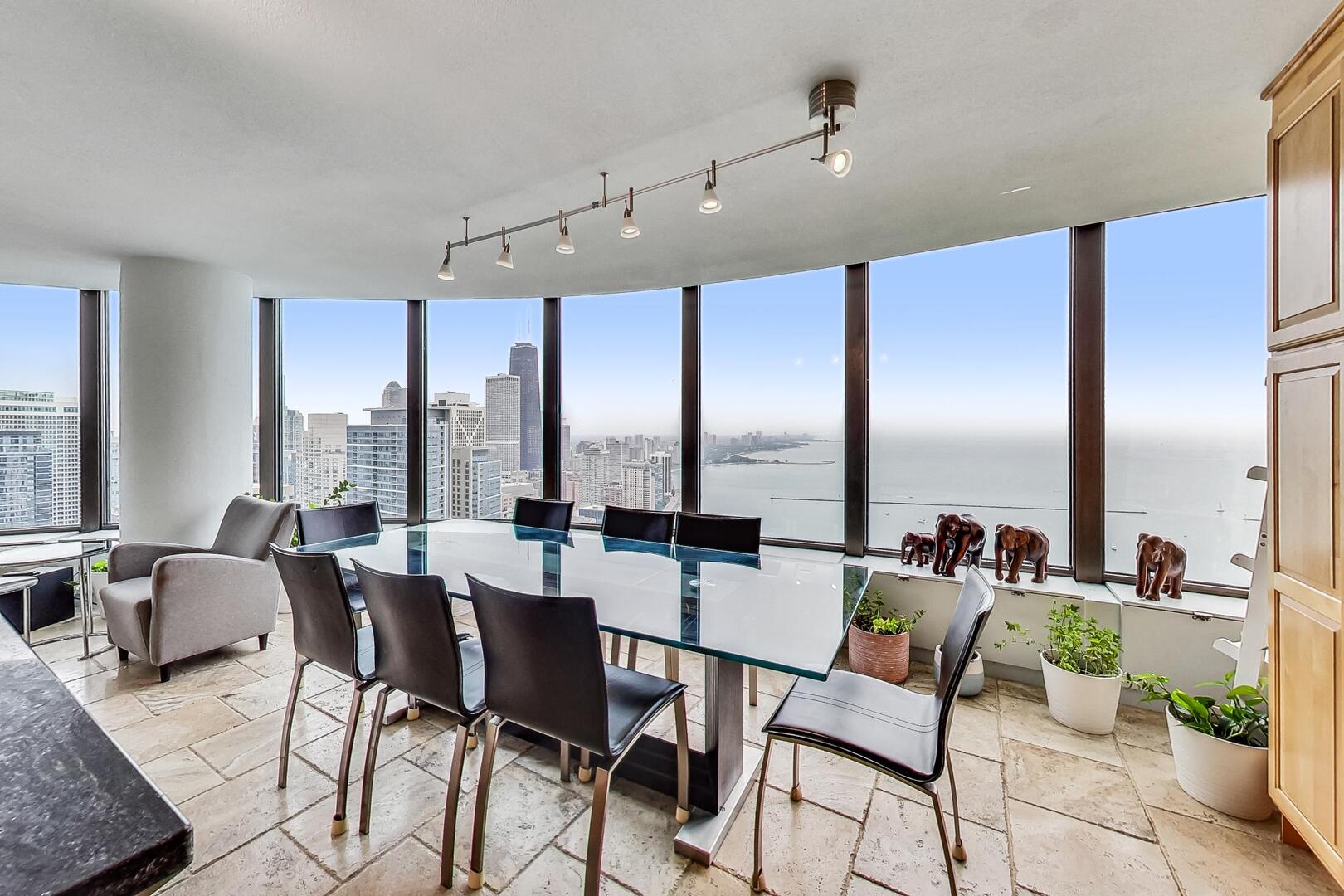 505 N Lake Shore Drive Unit: 5302