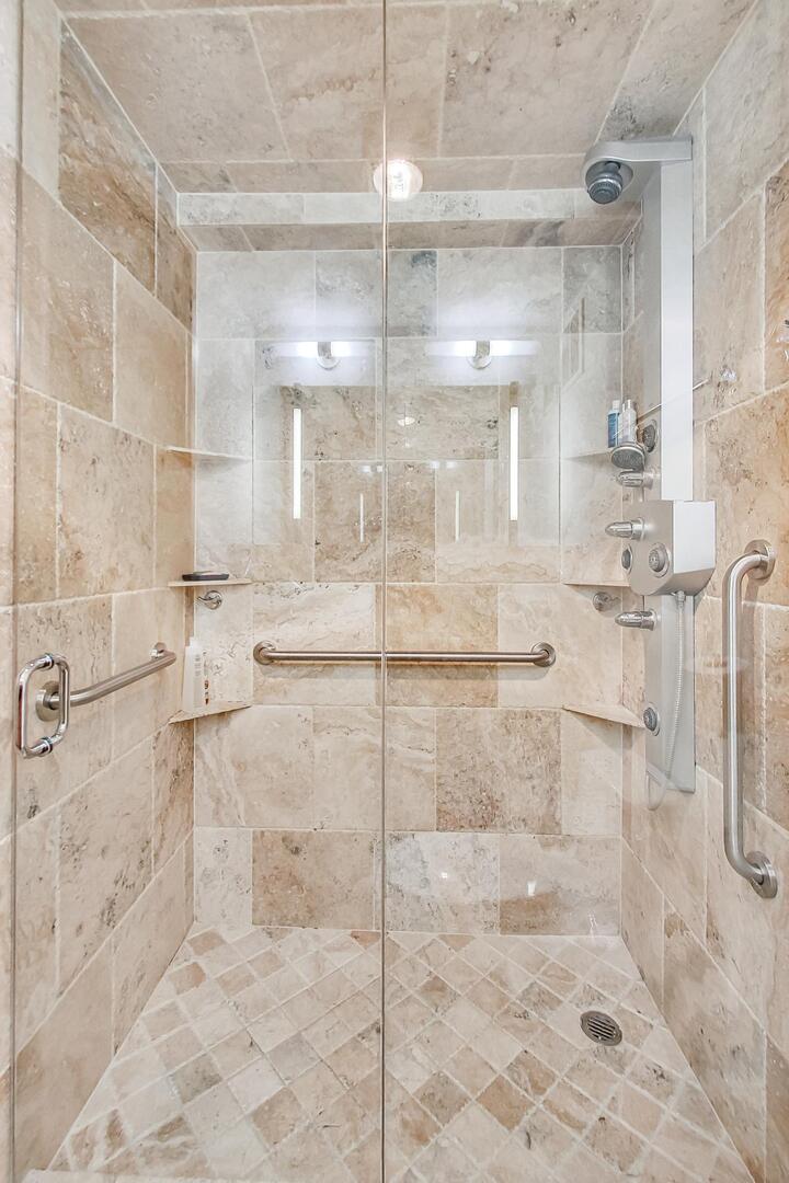 505 N Lake Shore Drive Unit: 5302