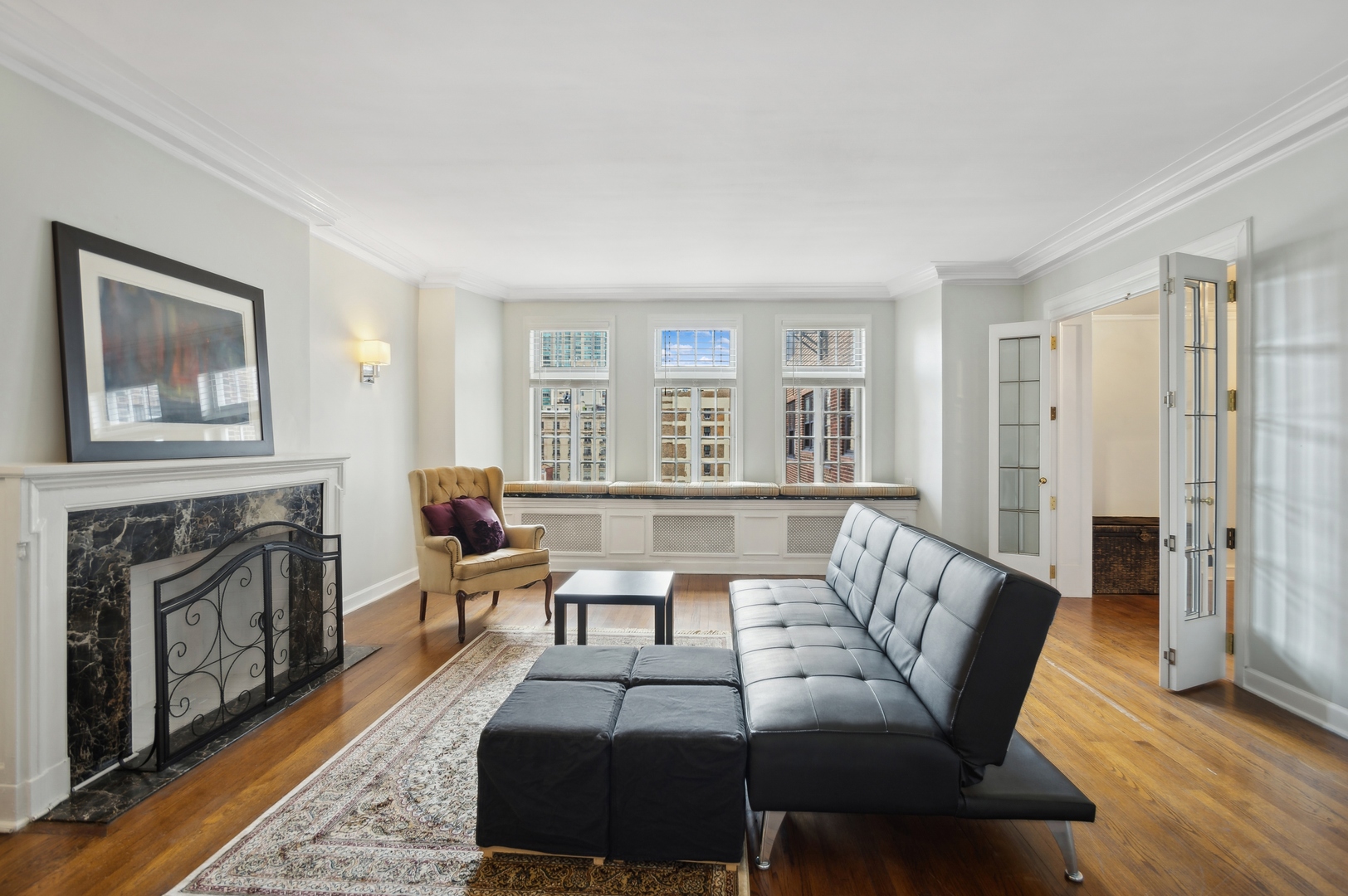 415 W ALDINE Avenue Unit: 9C