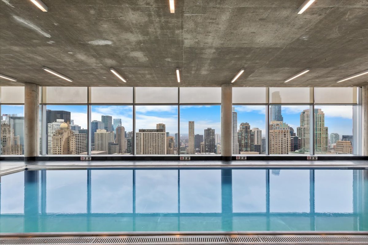 600 N FAIRBANKS Court Unit: 3301