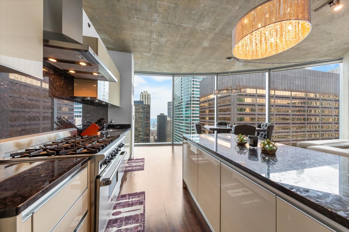 600 N FAIRBANKS Court Unit: 3301