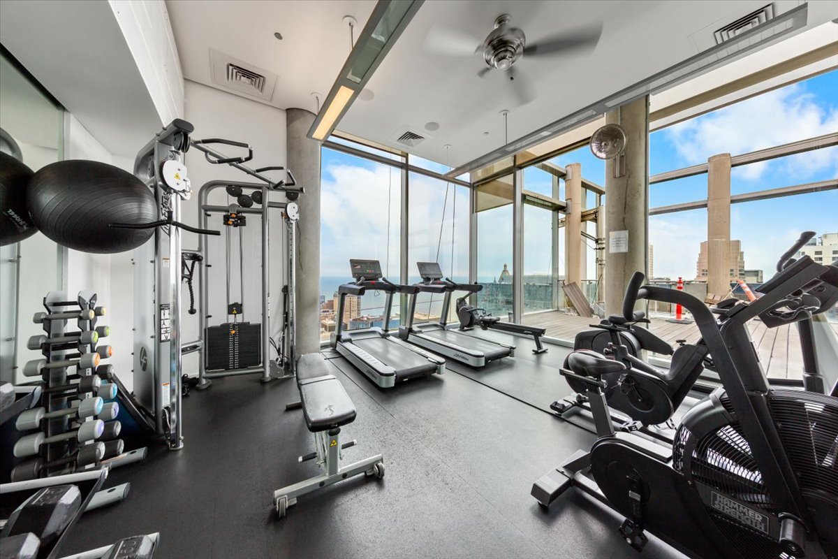 600 N FAIRBANKS Court Unit: 3301