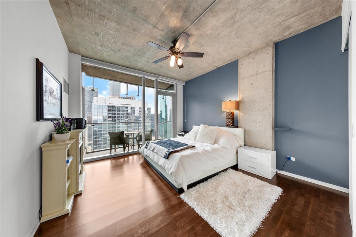 600 N FAIRBANKS Court Unit: 3301