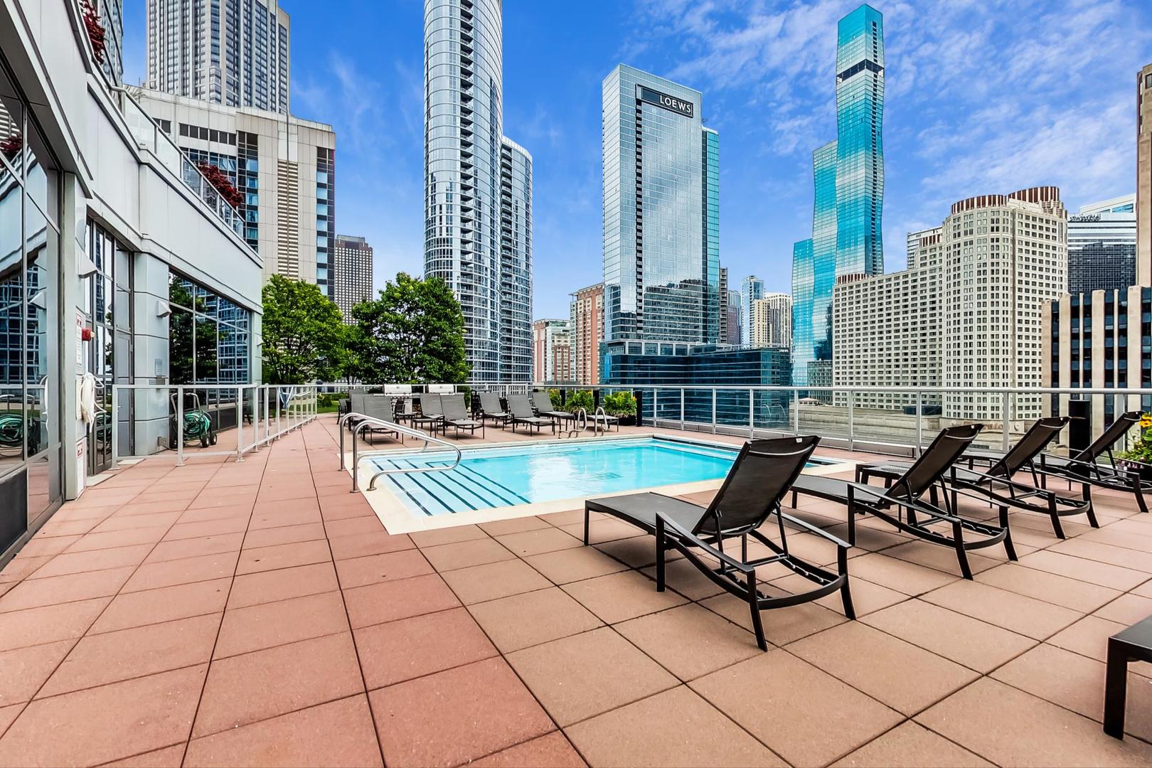 240 E Illinois Street Unit: 1805