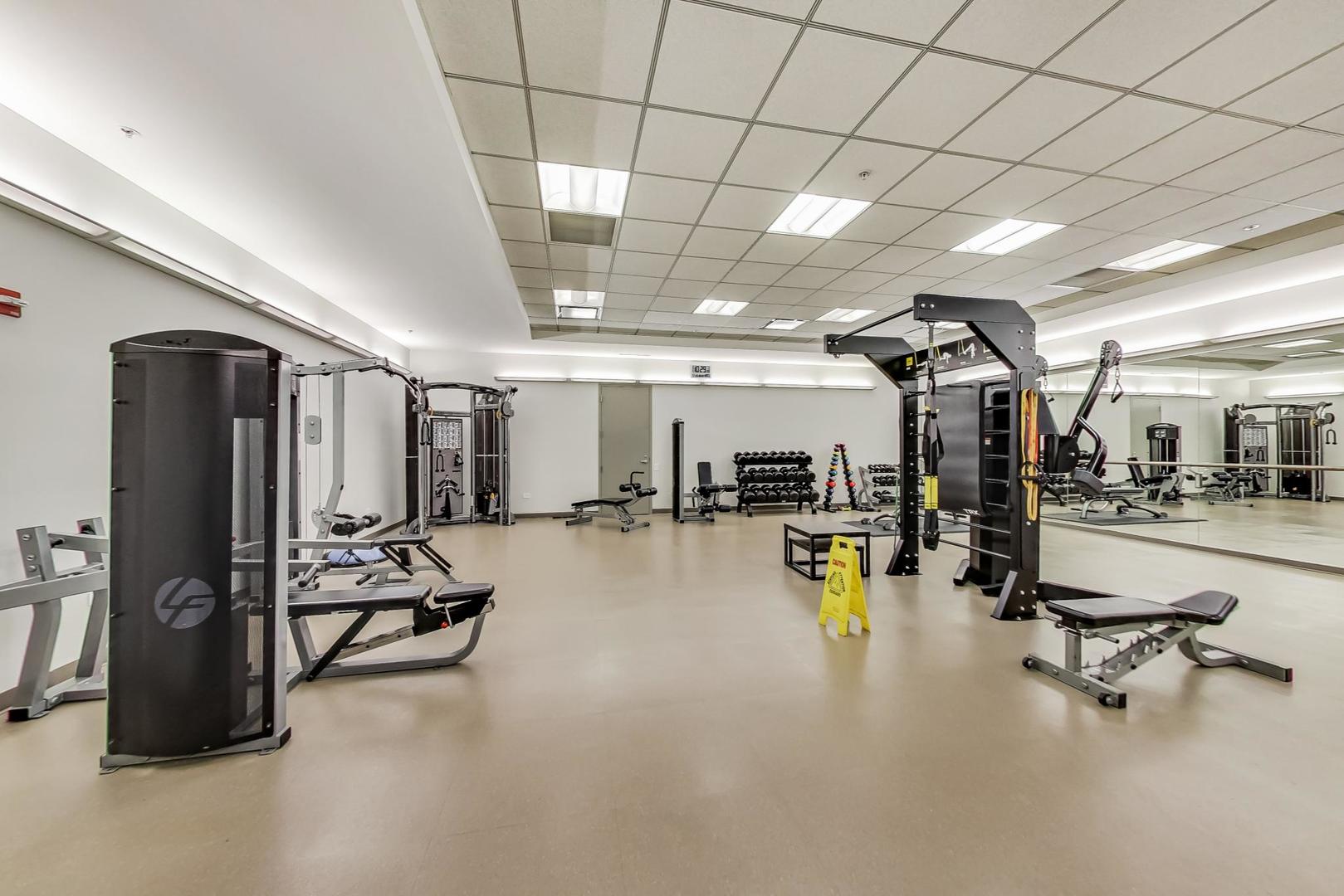 240 E Illinois Street Unit: 1805