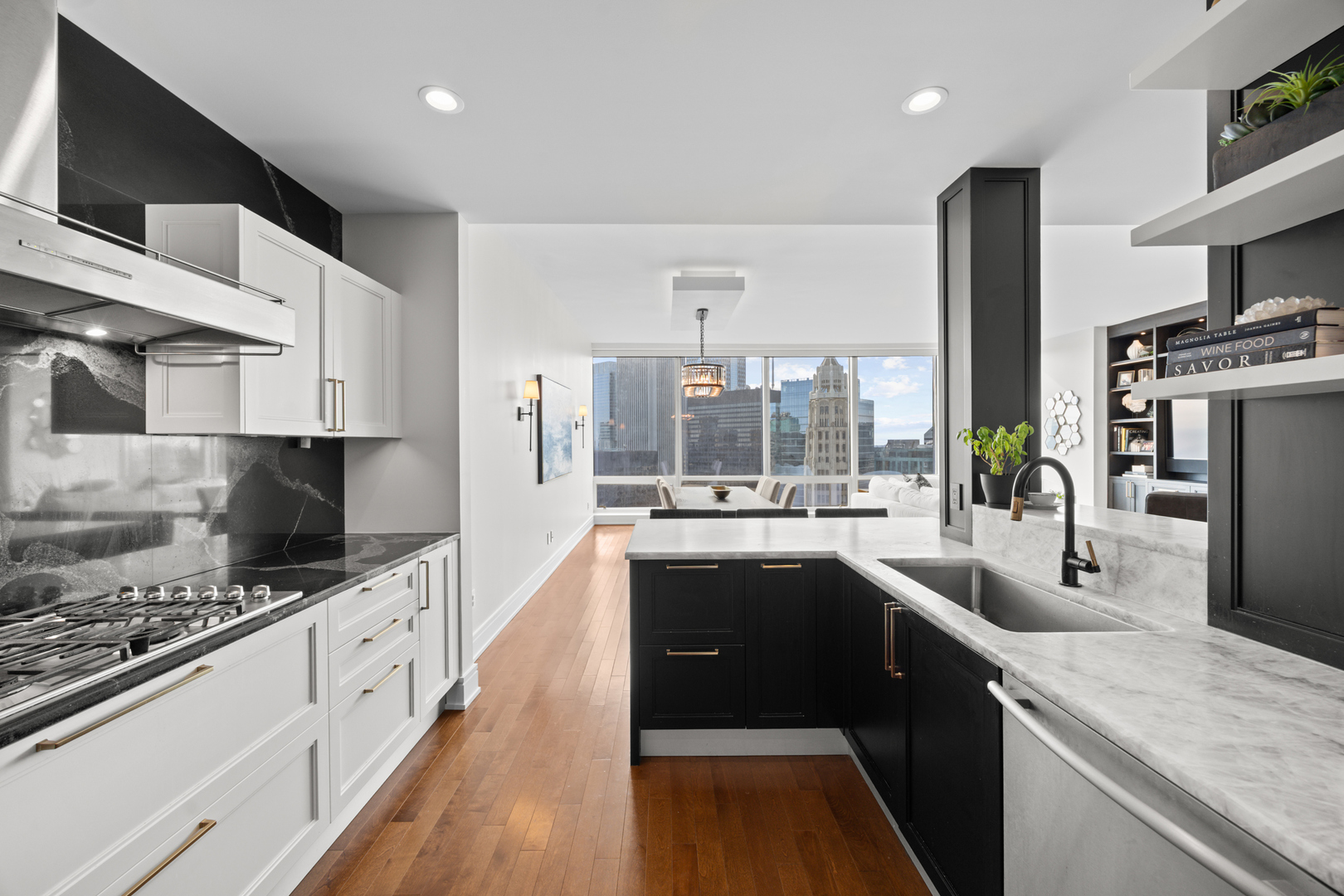 401 N Wabash Avenue Unit: 31J