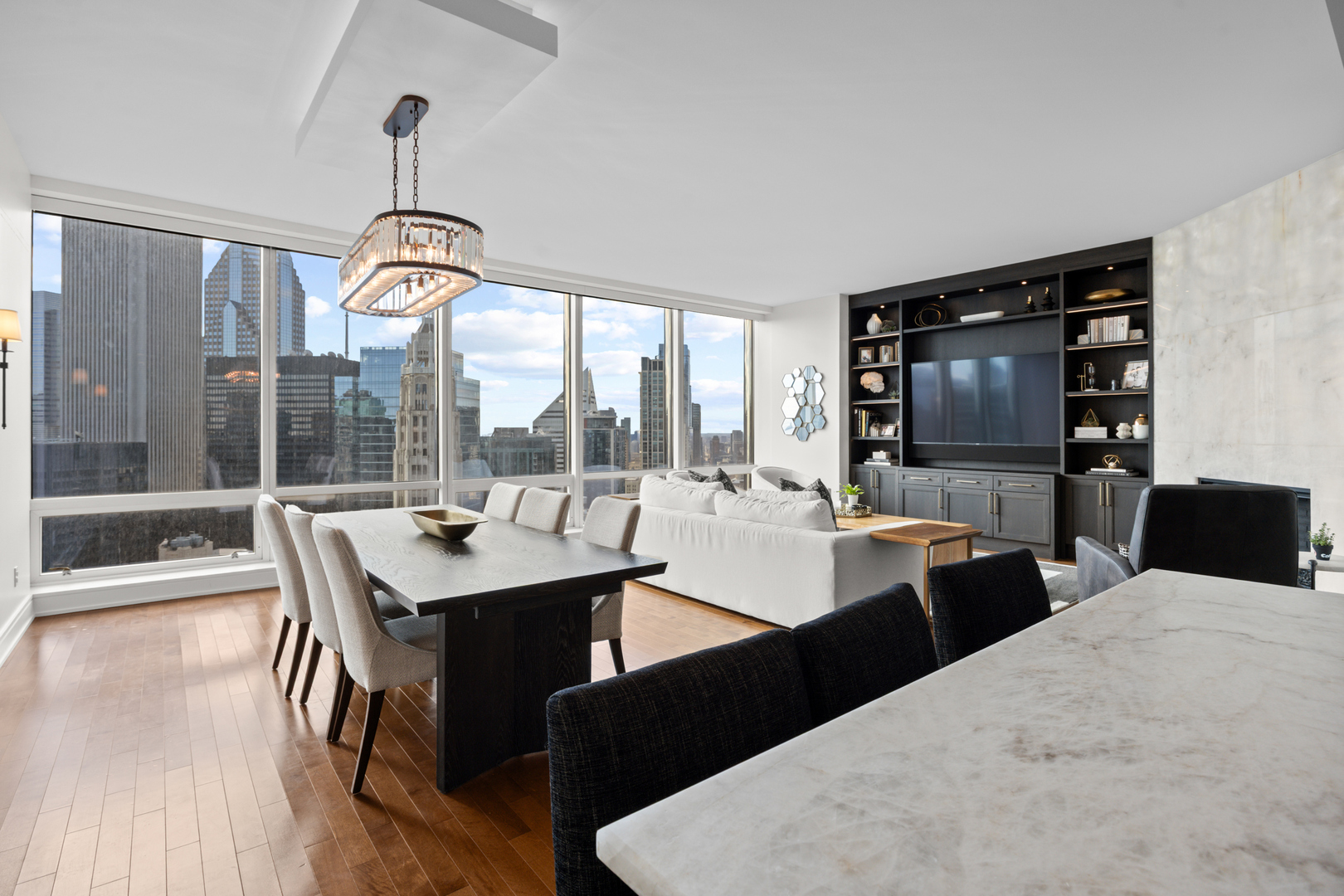 401 N Wabash Avenue Unit: 31J