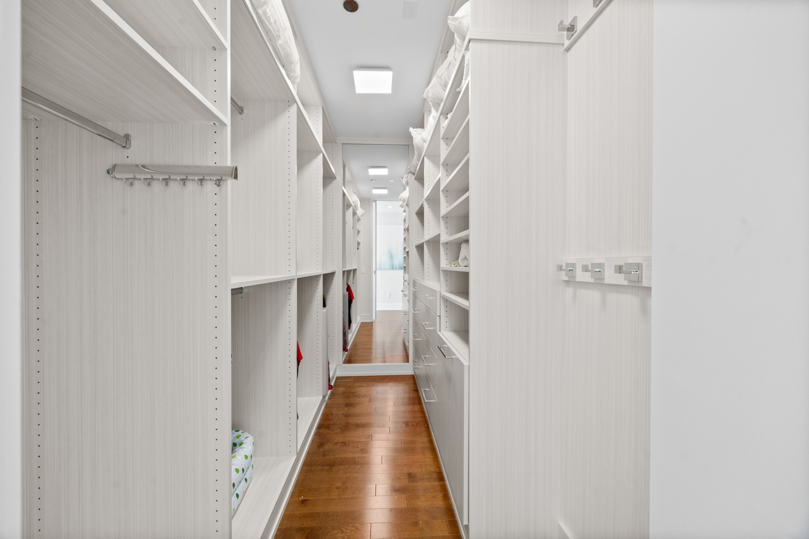 401 N Wabash Avenue Unit: 31J