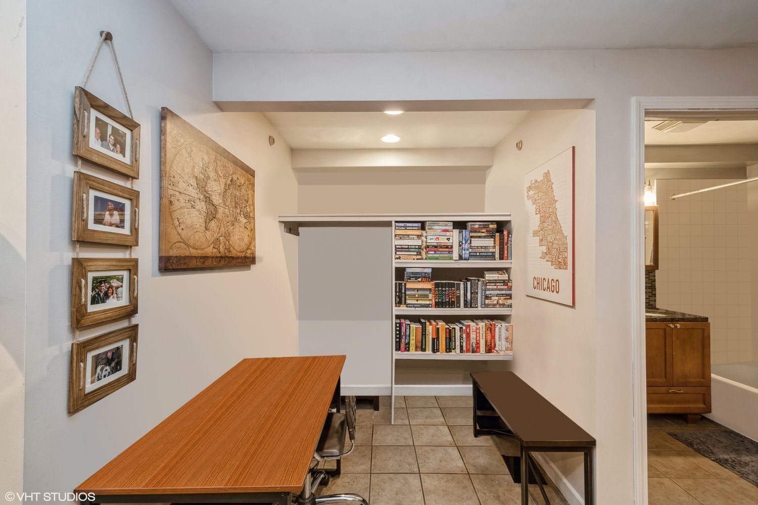 2305 N Oakley Avenue Unit: 1