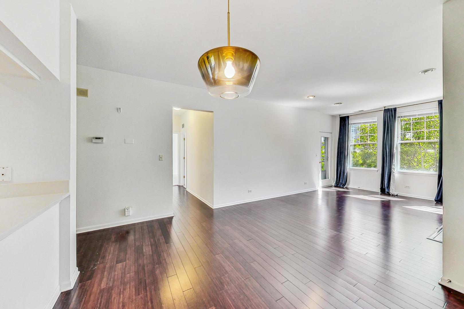 301 W GOETHE Street Unit: 304C