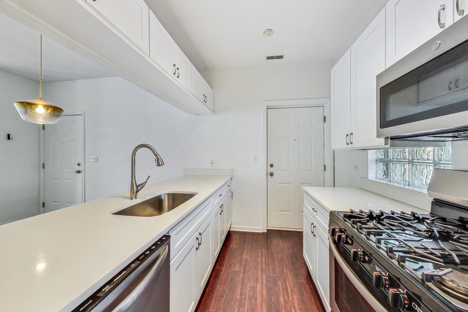 301 W GOETHE Street Unit: 304C