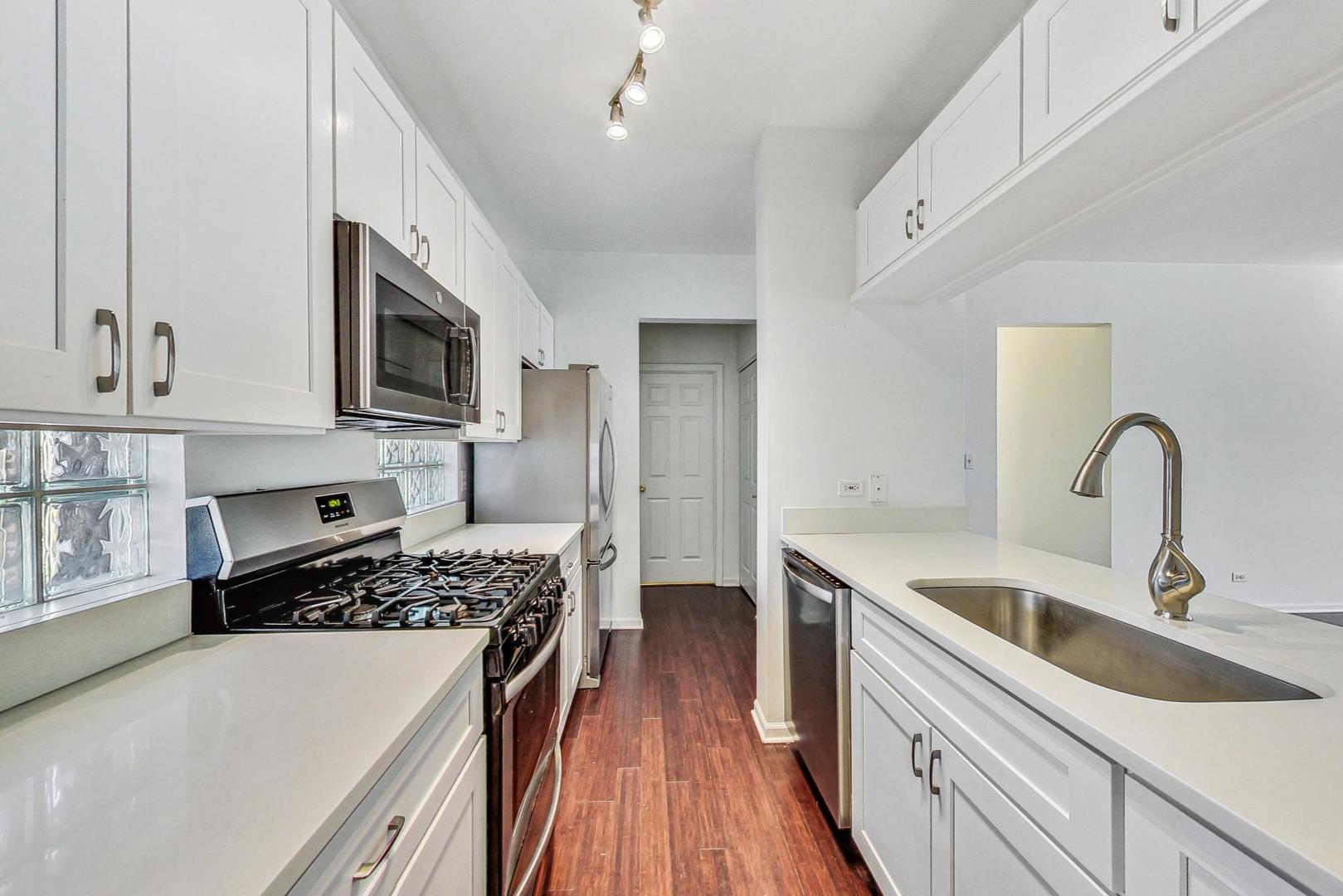 301 W GOETHE Street Unit: 304C