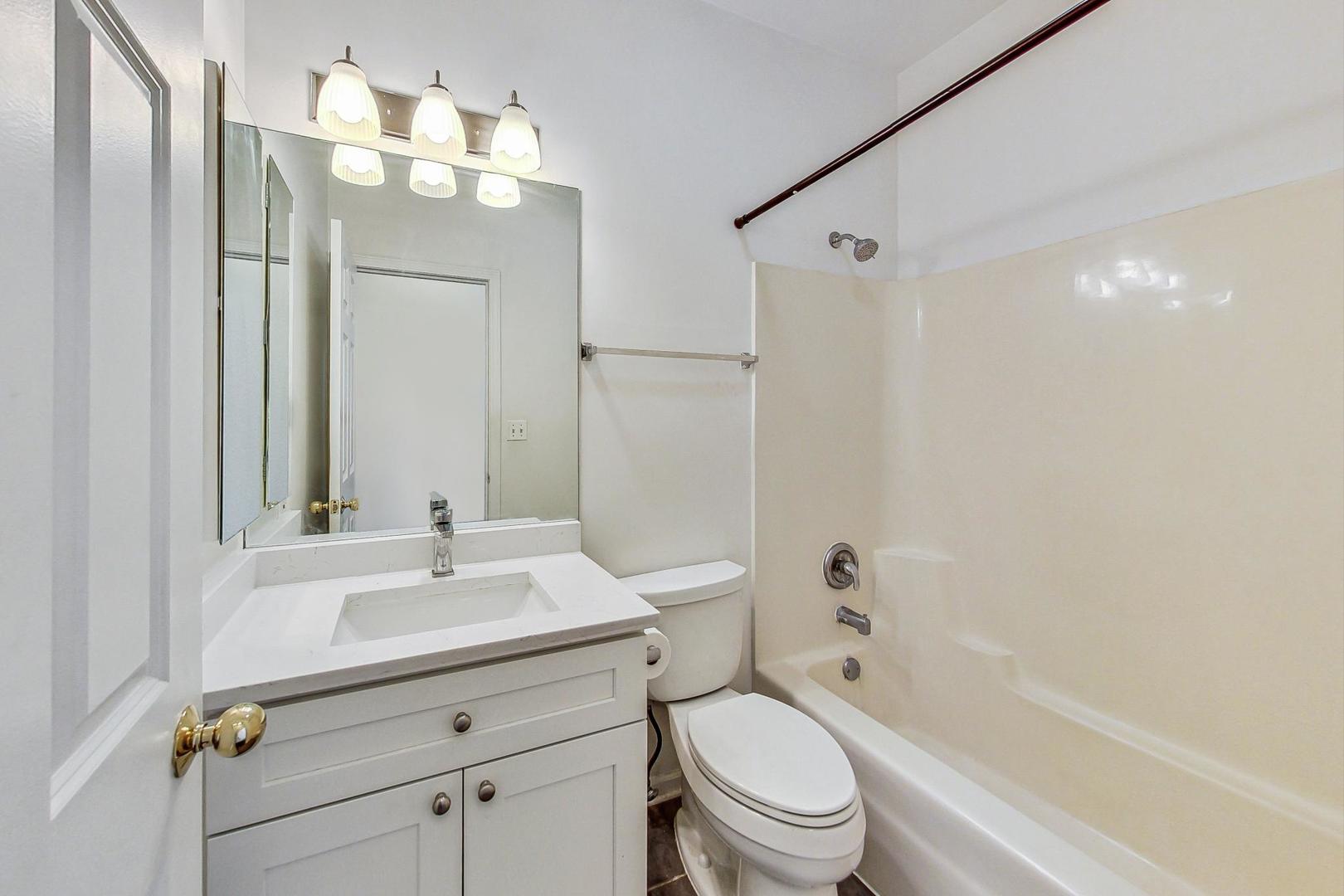 301 W GOETHE Street Unit: 304C