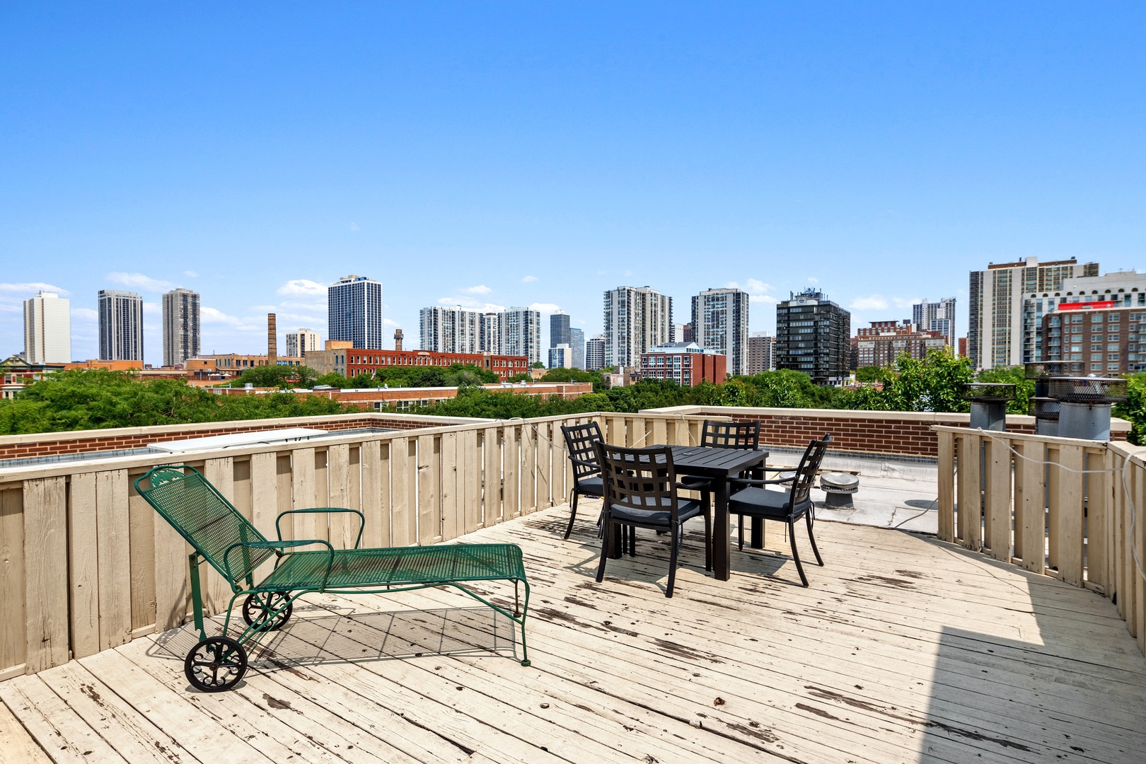 301 W GOETHE Street Unit: 304C