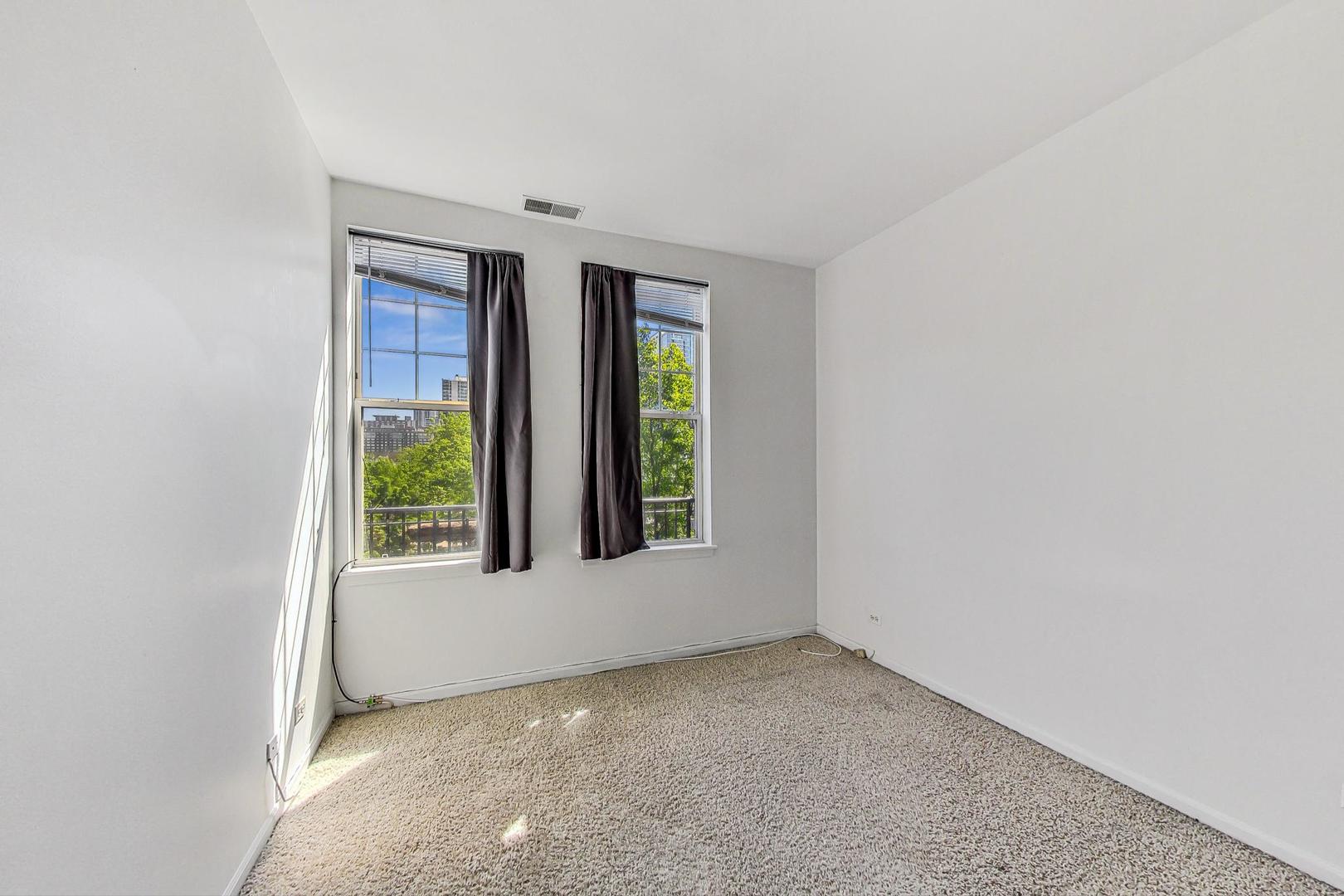 301 W GOETHE Street Unit: 304C