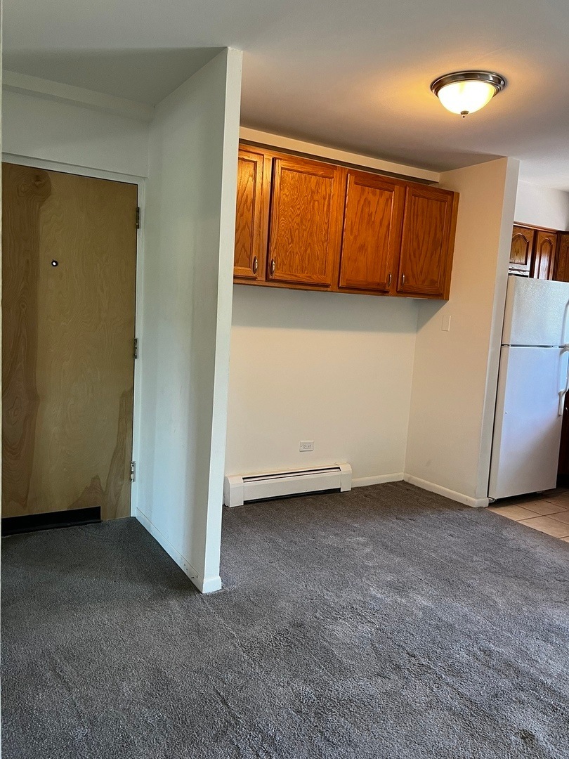 4036 N California Avenue Unit: 301