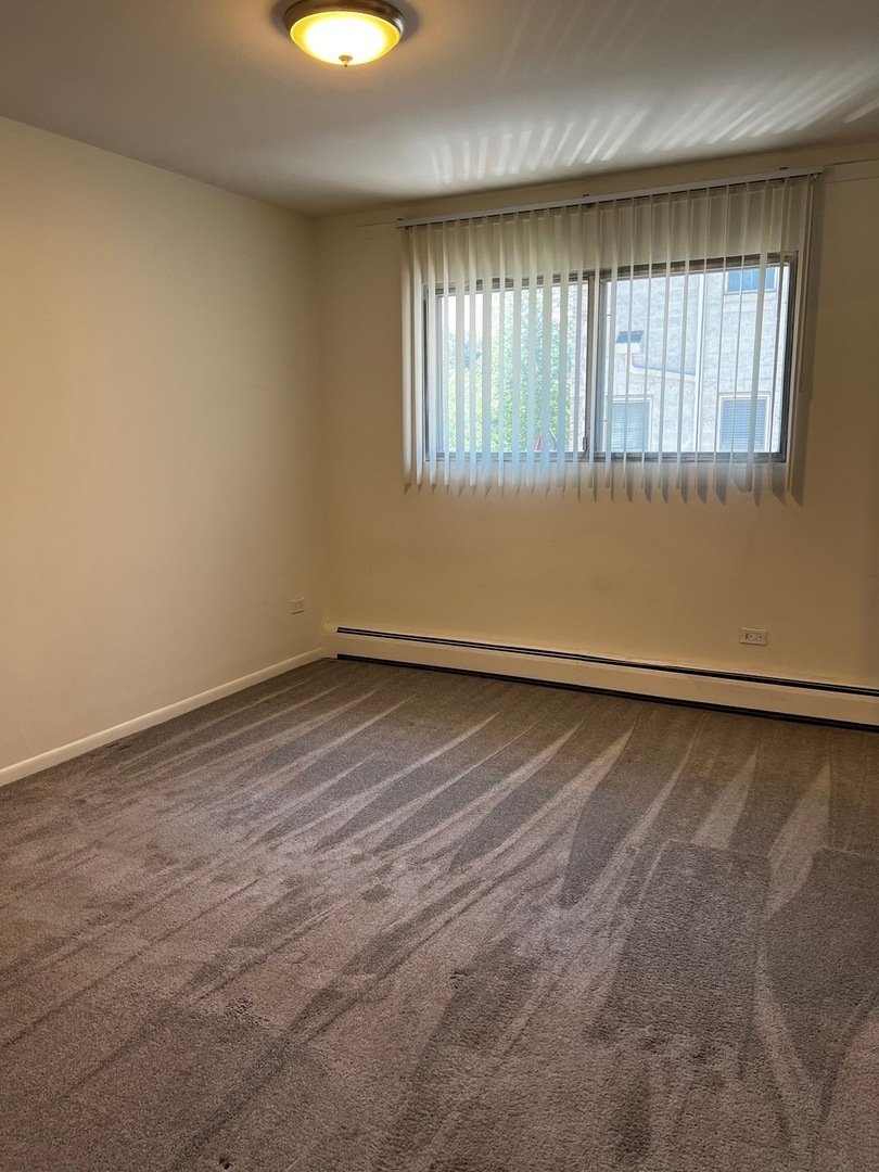 4036 N California Avenue Unit: 301