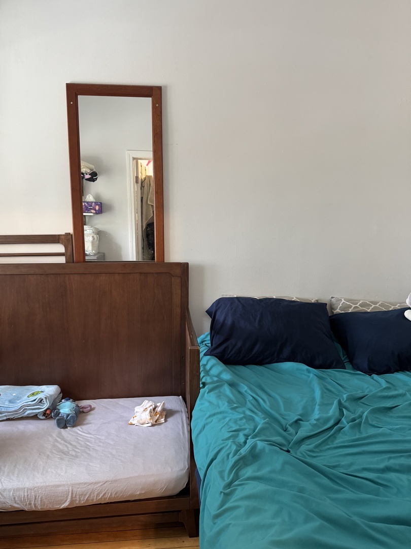 3145 S May Street Unit: 1F
