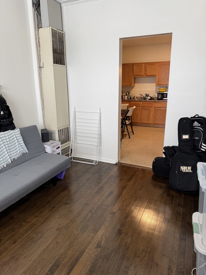 3145 S May Street Unit: 2R