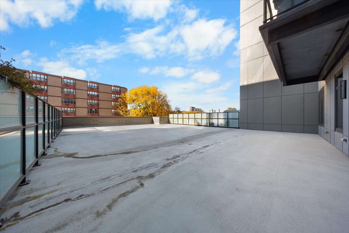 6 N Bishop Street Unit: 206