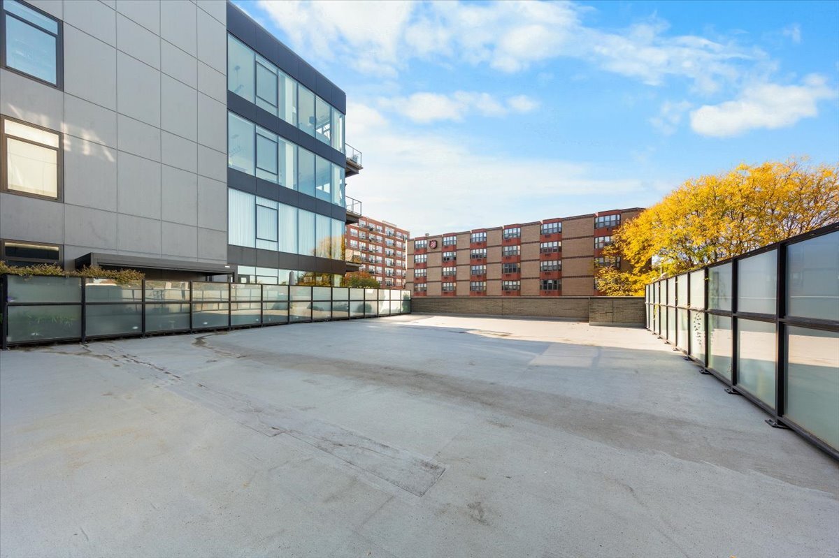 6 N Bishop Street Unit: 206
