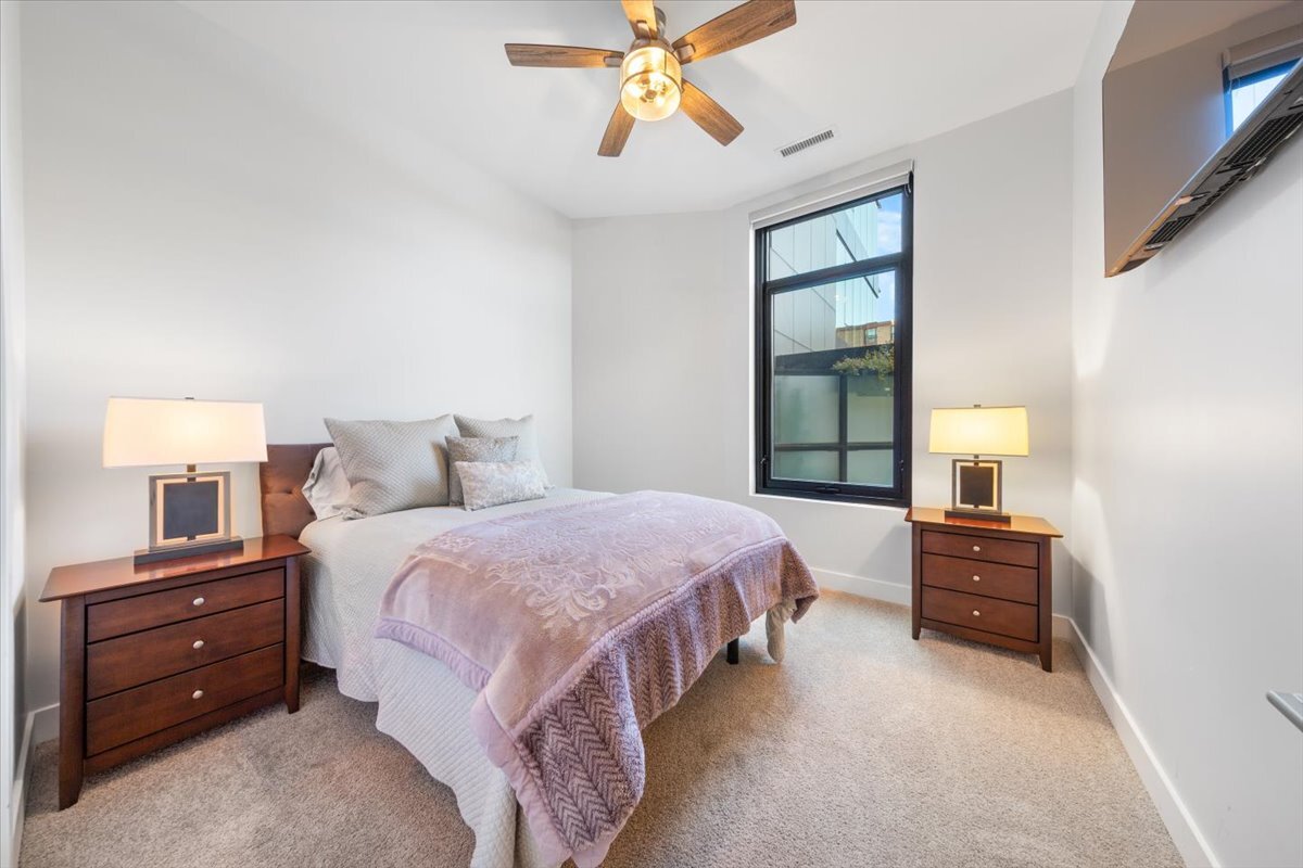 6 N Bishop Street Unit: 206