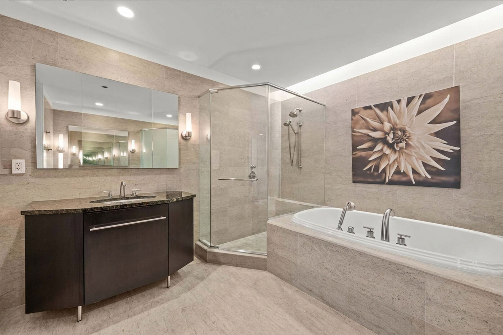 401 N Wabash Avenue Unit: 74D