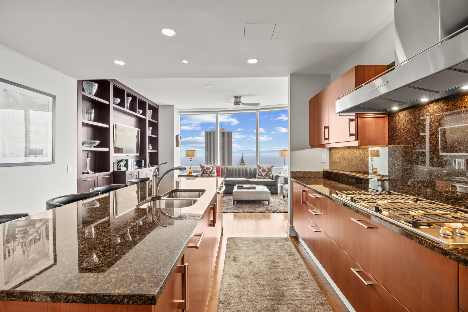 401 N Wabash Avenue Unit: 74D