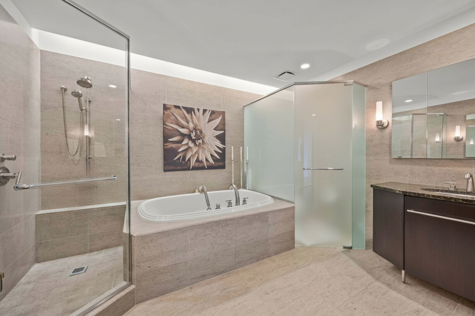 401 N Wabash Avenue Unit: 74D