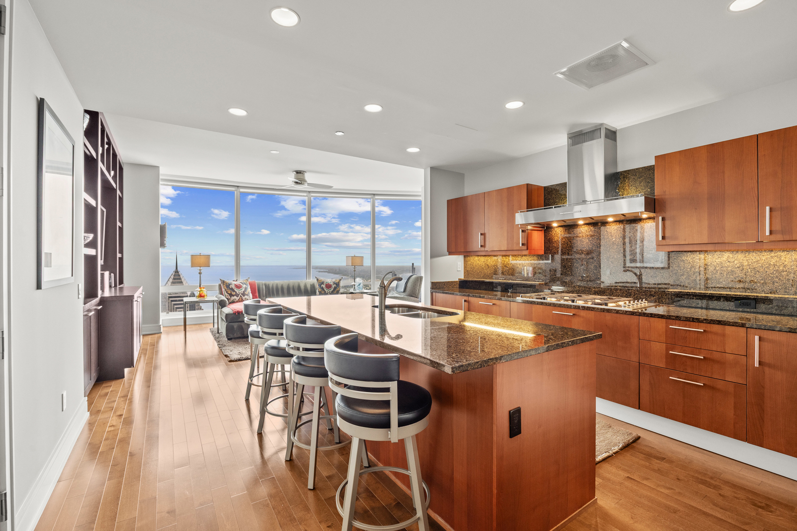 401 N Wabash Avenue Unit: 74D