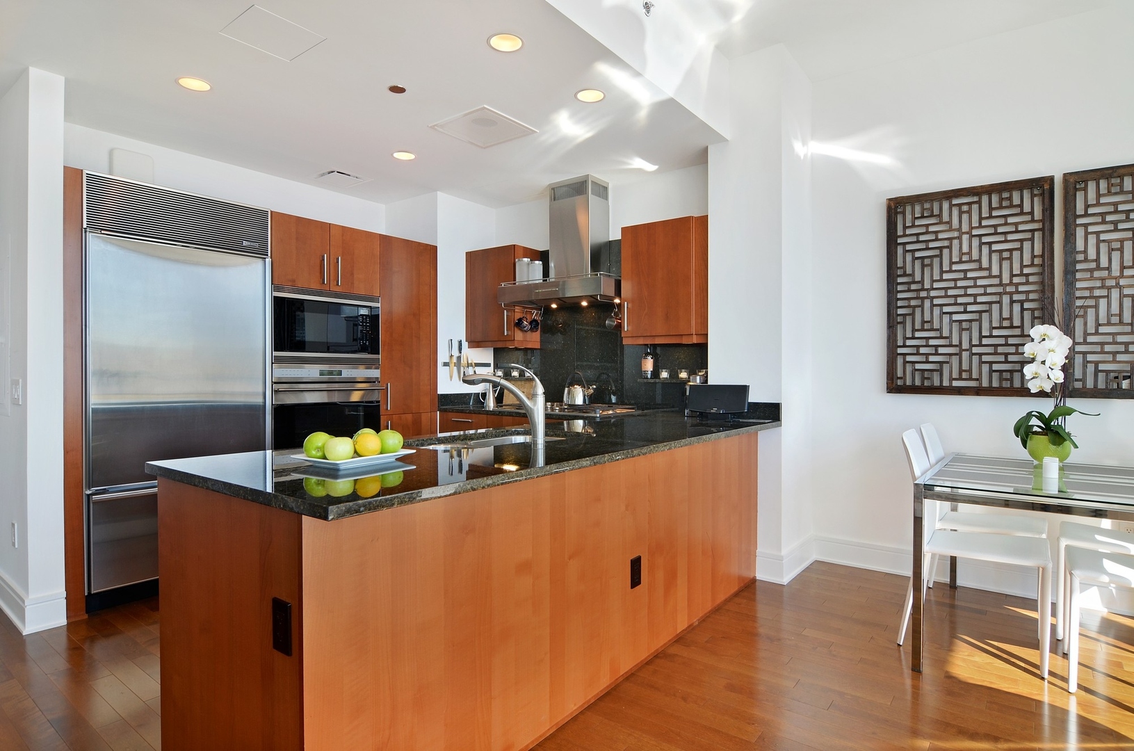 401 N Wabash Avenue Unit: 33I