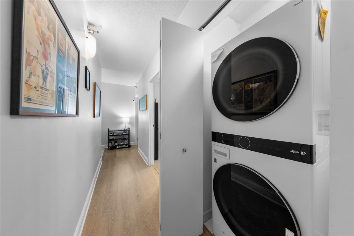 512 N MCCLURG Court Unit: 2910