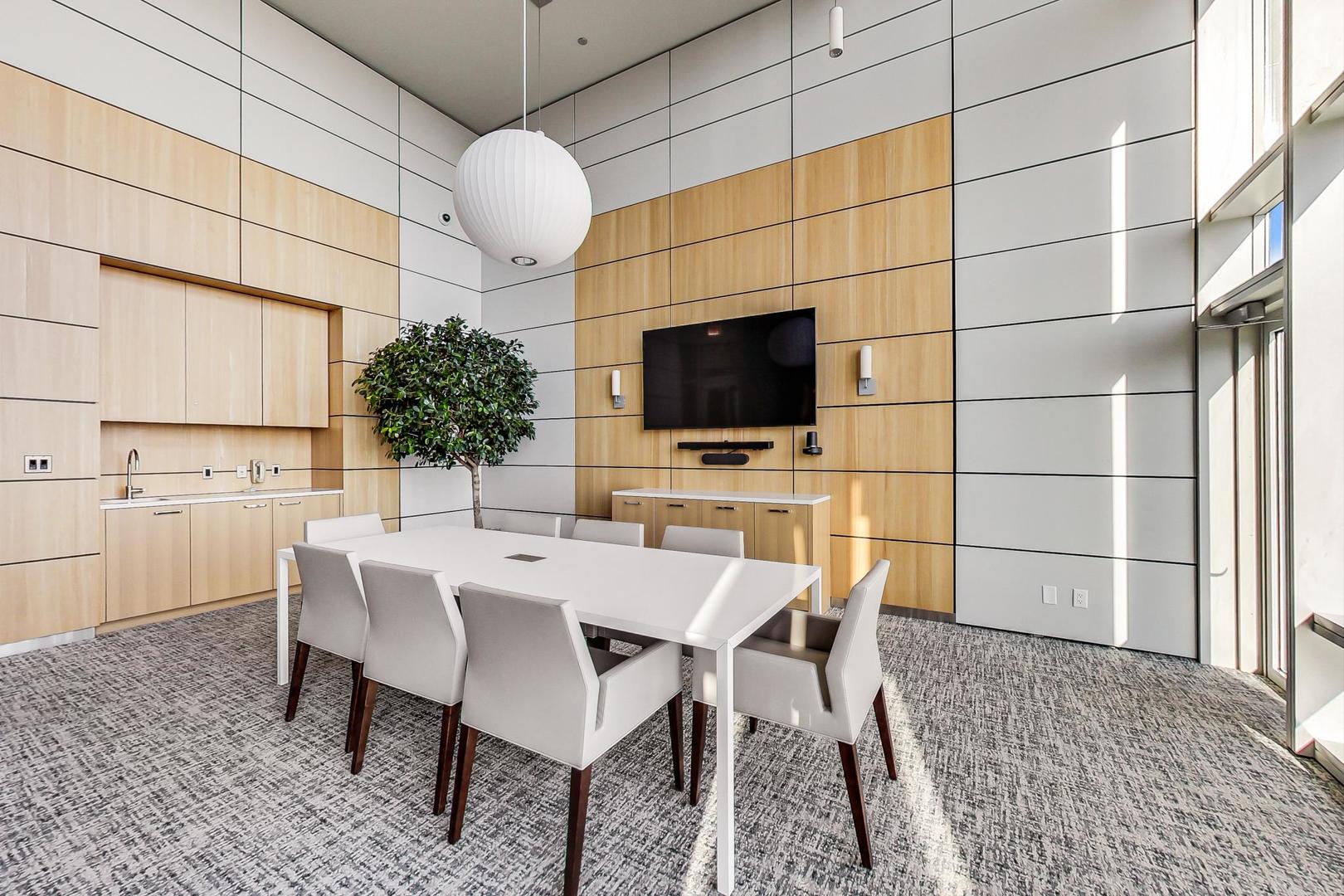 340 E Randolph Street Unit: 4901