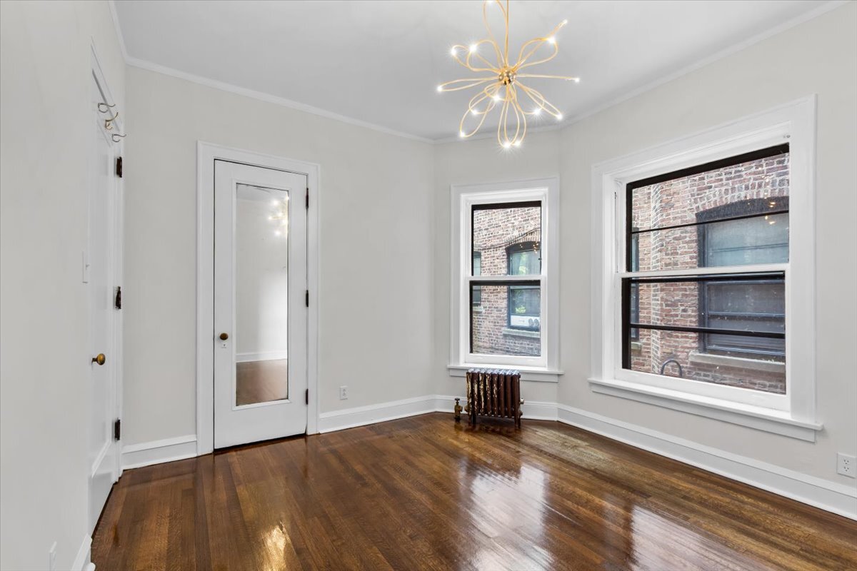 1633 E Hyde Park Boulevard Unit: 1D