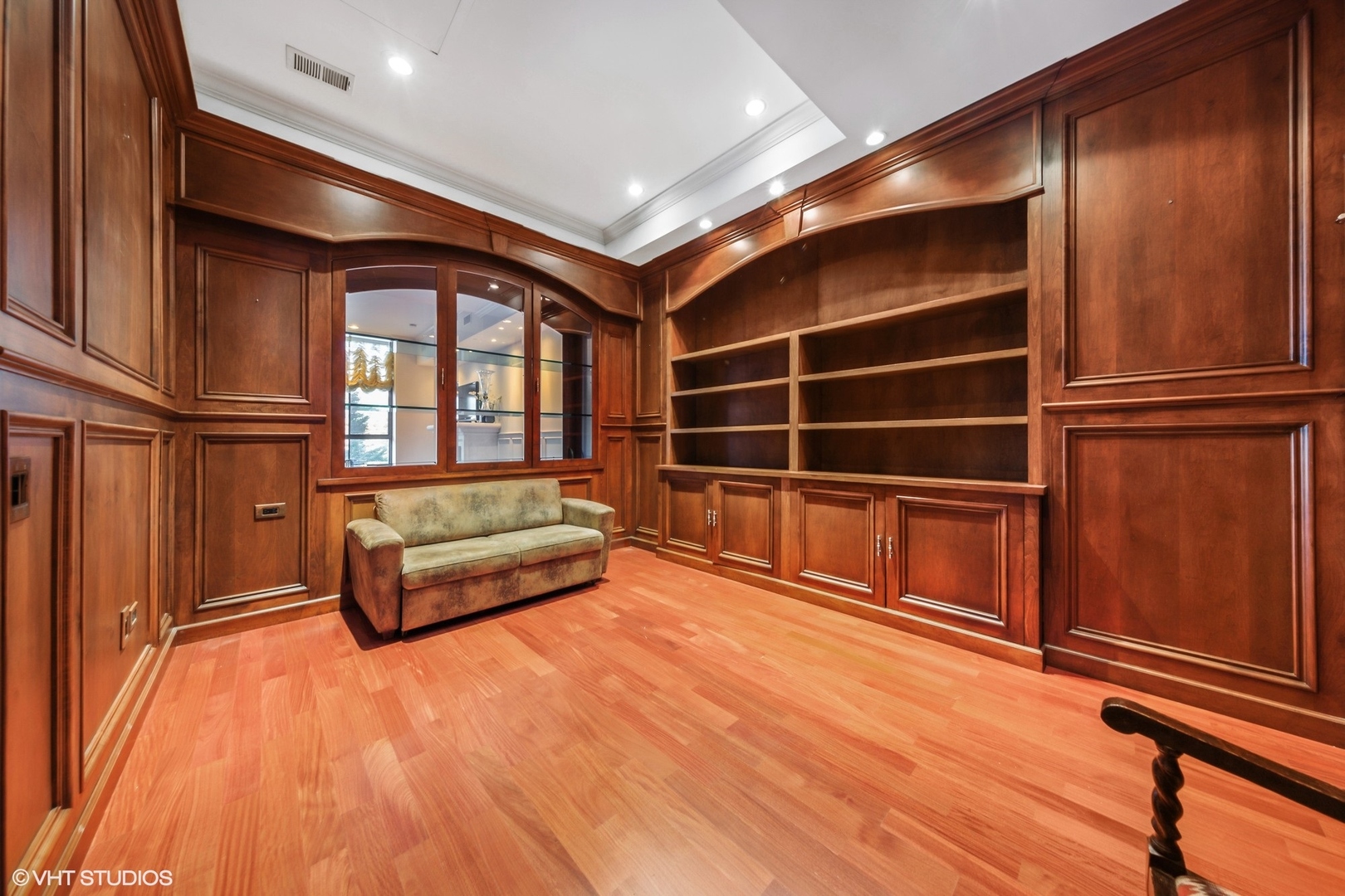 310 S Michigan Avenue Unit: 202