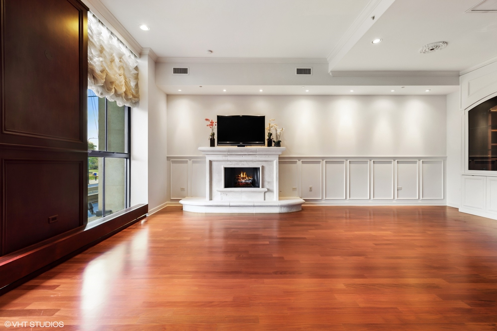 310 S Michigan Avenue Unit: 202