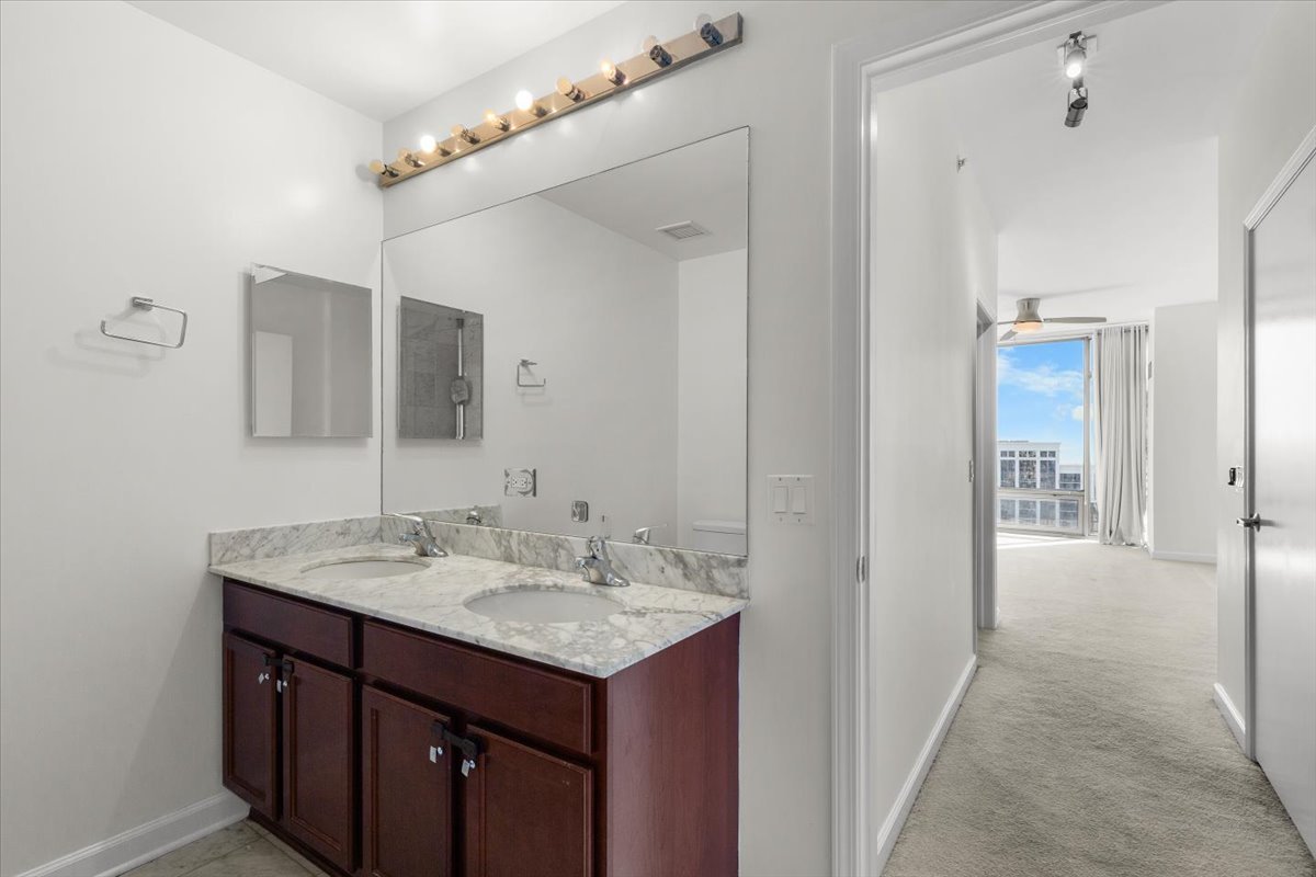 100 E 14th Street Unit: 2204