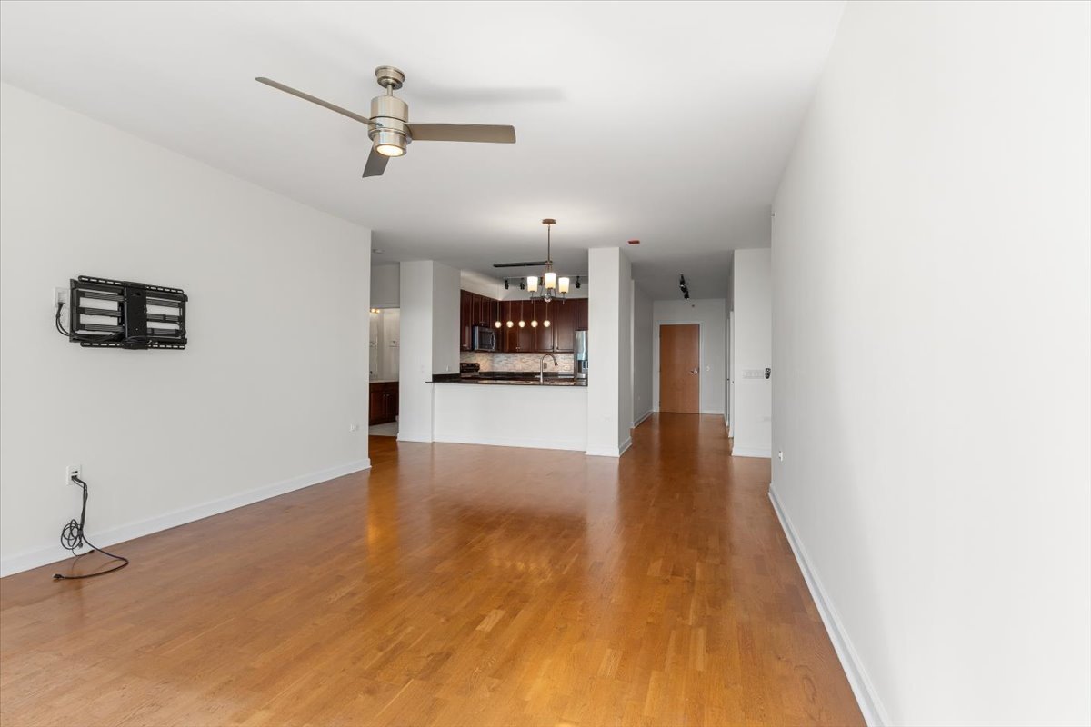 100 E 14th Street Unit: 2204