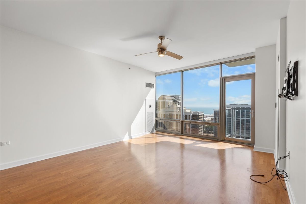 100 E 14th Street Unit: 2204