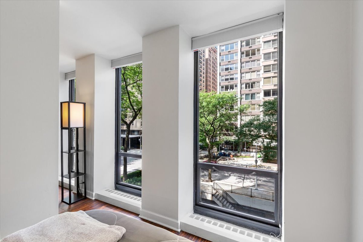 260 E Chestnut Street Unit: 303