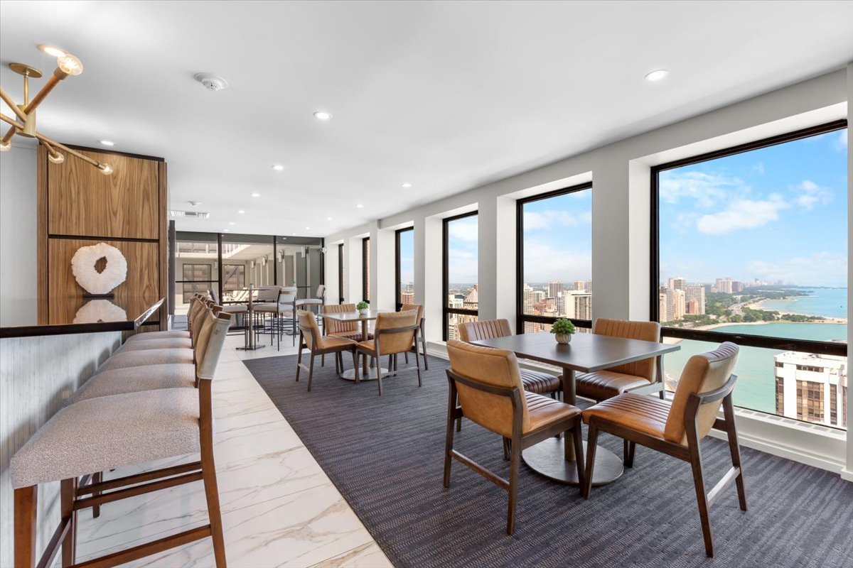 260 E Chestnut Street Unit: 303