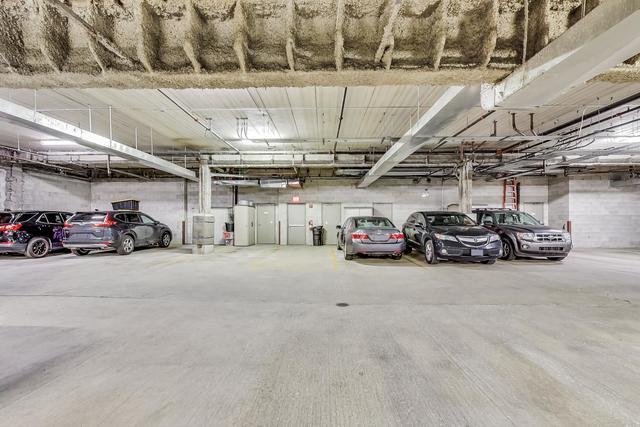 2040 W Belmont Avenue Unit: 308
