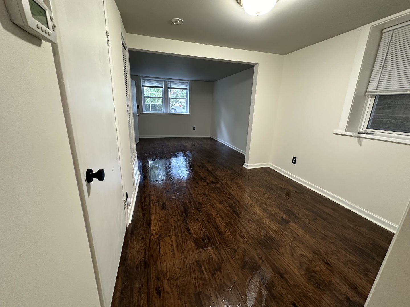 1831 W Melrose Street Unit: GARDEN